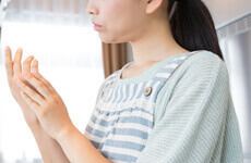指が動かしにくい